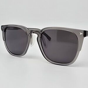 Vincero The Echo Stone Frame Polarized VXT Grey Lens Sunglasses w Flexhinge 51mm